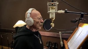 А.Я.Розенбаум - Стареть красиво (OST «Старые кадры»)