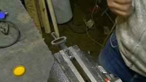 Ремонт лобзика BOSCH PST 650. Оторвало головку быстросьёма. Паяем латунью.