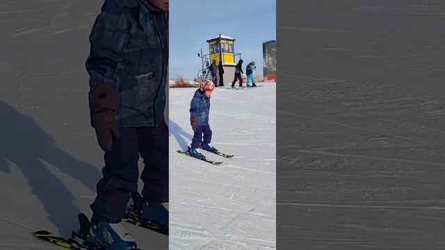 В 6 лет на горных лыжах! смотреть онлайн