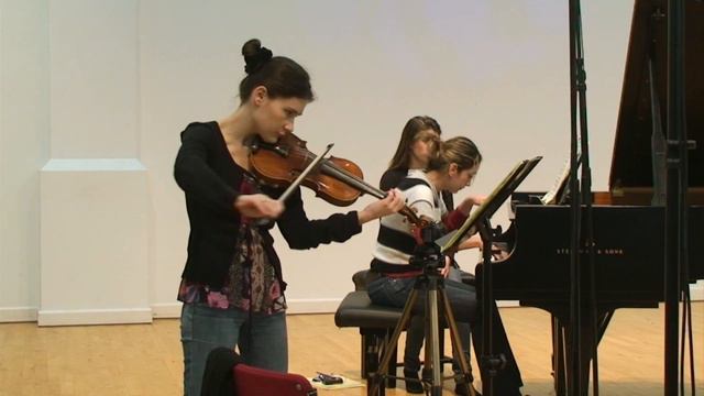 Saint-Saëns Sonata Op.102 - last movement (Fanny Clamagirand) смотреть онлайн