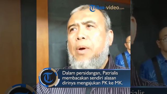 Patrialis Akbar Jalani Sidang Perdana Permohonan PK