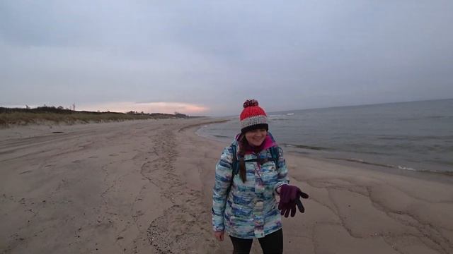 САМОМУ НАЙТИ ЯНТАРЬ - ВОЗМОЖНО! БАЛТИЙСКАЯ КОСА. Калининградская область смотреть онлайн