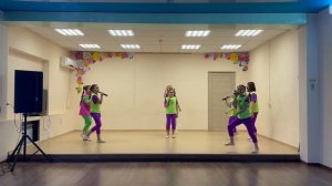 "Мы маленькие дети"(музыка)Евгений Крылатов (автор текста)Юрий Энтин