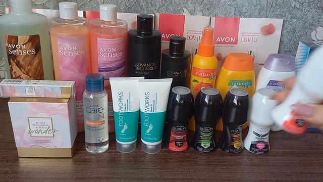 Второй заказ AVON по каталогу июнь 2023. Футболки и солнцезащитные очки ???#обзорavon#распаковка# смотреть онлайн