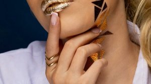 На каком пальце носить кольца — значение колец на пальцах.