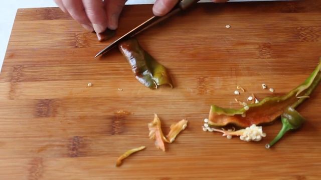 Соус Сацебели / Georgian tomato sauce Satsebeli (with subtitles RU/EN) смотреть онлайн