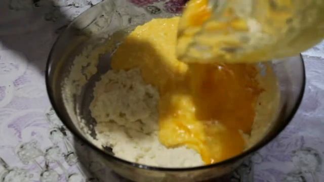 Манник на кефире с изюмом смотреть онлайн