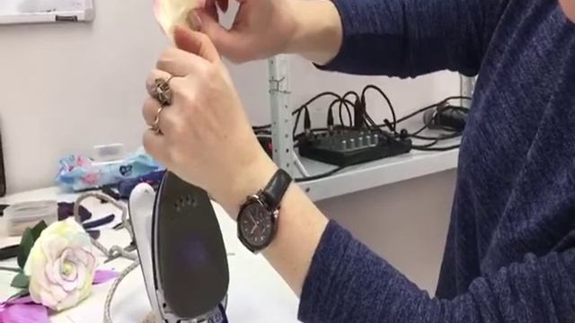 Масстер-класс "Цветы из фоамирана" от мастера своего дела! смотреть онлайн