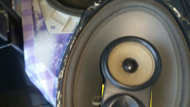 Какой динамик лучше поставить в Тойота, Prius 20? №346.