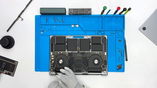 MacBook Pro 16 - M2 Pro Teardown - Model A2780 (2023) смотреть онлайн