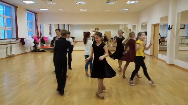 Хоровод в ритме Самба смотреть онлайн