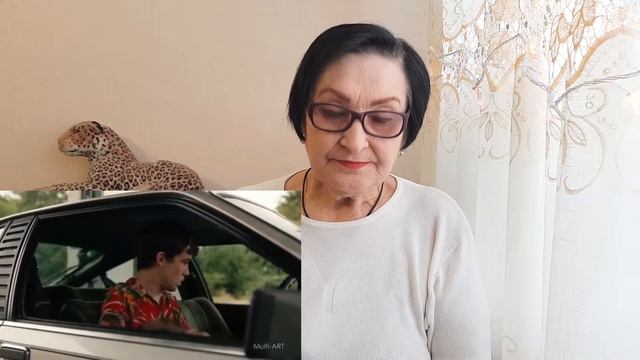 РЕАКЦИЯ БАБУШКИ НА ТИМА БЕЛОРУССКИХ-ВИТАМИНКА смотреть онлайн