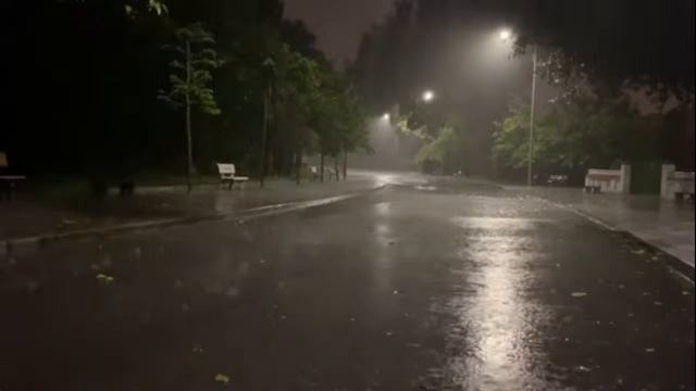 10 часов шум Дождя, грозы и звуки грома / 10 hours of rain, thunderstorms and thunder sounds смотреть онлайн