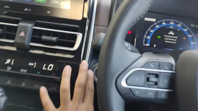 Innova Hycross 2023 VX Hybrid Ownership Review ? #innovahycross смотреть онлайн