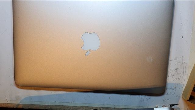 A repair most horrid - A mailbag of Macbook air 11 inch parts arrives смотреть онлайн