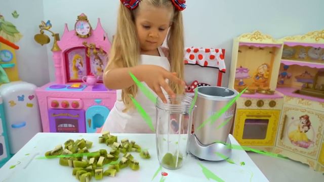 Diana and Roma pretend play cooking fruit ice cream смотреть онлайн