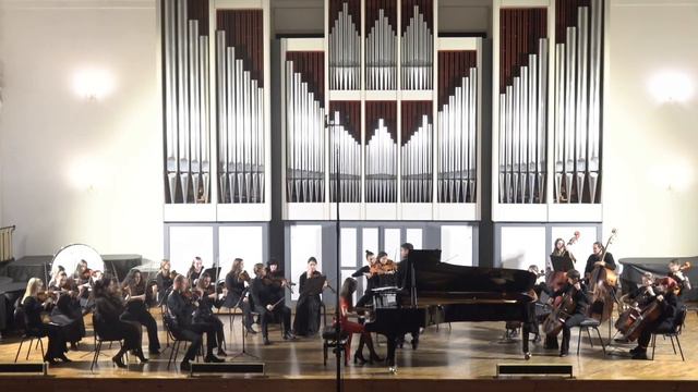 Mariia Chernaia plays Alfred Schnittke Concerto for Piano and String Orchestra смотреть онлайн