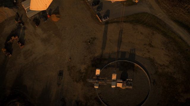 “We're building a cellular tower in the sky" смотреть онлайн