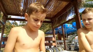 МАГНИТНЫЙ ПЕСОК на море, лайфхак как занять ребенка на пляже в Болгарии, г. Бургас