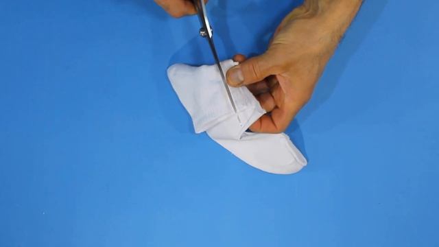 Маска из носка.  Как сделать маску для лица своими руками. смотреть онлайн