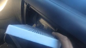 Toyota. RAV 4 (XA 30). Замена салонного фильтра.