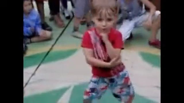 ДОЛ Полянка 3 я смена Танец джельтмена в исполнении Максика смотреть онлайн