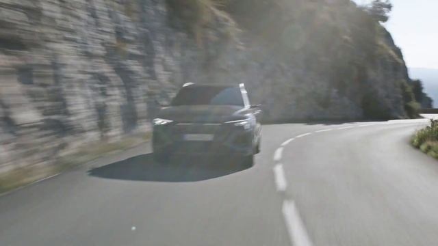 Audi Q8 e-tron смотреть онлайн