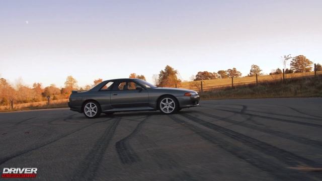 1992 R32 Skyline GTS-T RB25DET смотреть онлайн