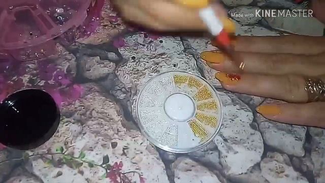 Маникюр термо гель лаком стразы и наклейки смотреть онлайн