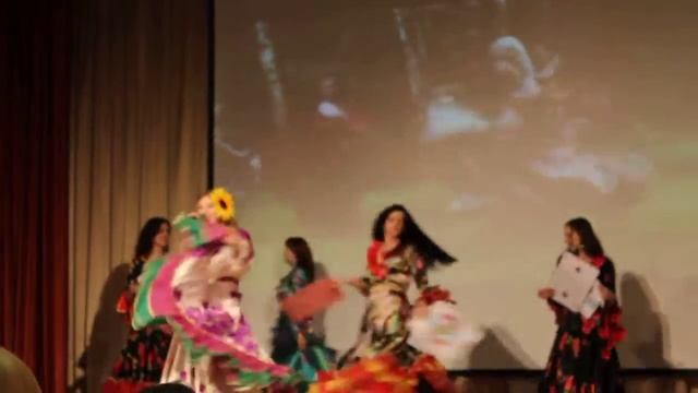 Команда "Ассорти" - Цыганка смотреть онлайн