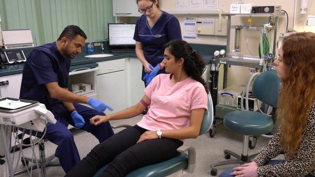 LDSC Scene 8 Dental treatment under IV sedation for an adult patient смотреть онлайн
