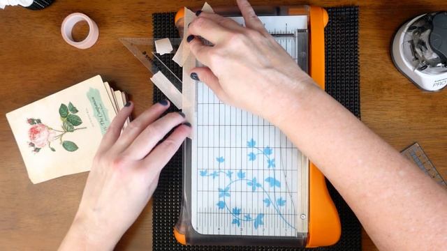 Trimming the Oracle of the Roses (Mod With Me) смотреть онлайн