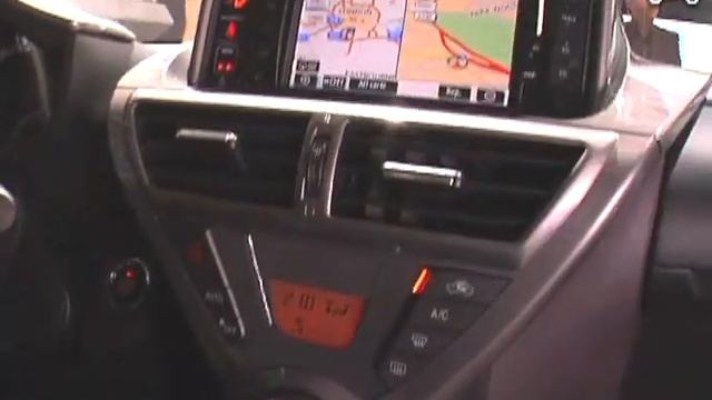 2009 Toyota IQ | 2008 Paris Auto Show смотреть онлайн