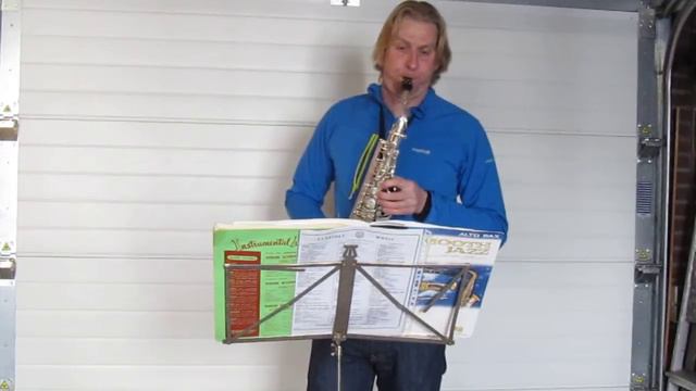 Songbird Kenny G on alto saxophone смотреть онлайн