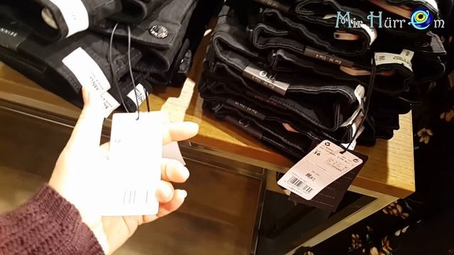 Прогулка вместо учебы :) Ливень, бабулька-красотулька и музыка. Mango - цена\качество.