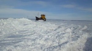 Трактор К-700а, чистим дороги от снега.