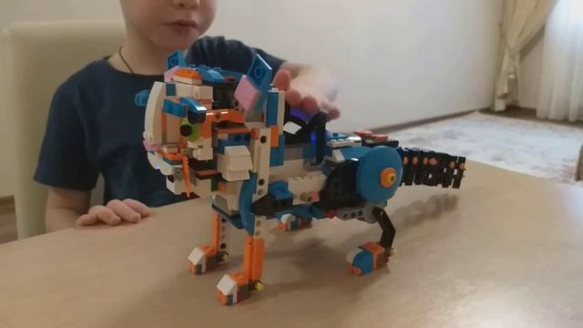 Котенок Lego boost мяукает и мурлычет смотреть онлайн