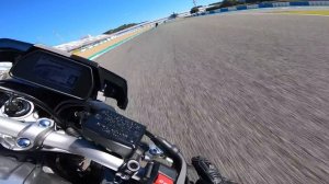 YAMAHA MT10-SP vs. APRILIA TUONO V4 FACTORY