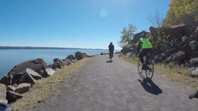 Nyack Beach State Park Trail Ride смотреть онлайн