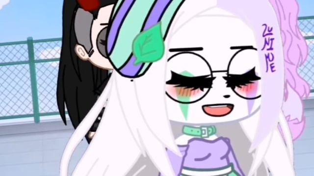 ОНА ИДЁТ meme|| LazyForever¦¦ шо та меня тут долго не было :_) смотреть онлайн