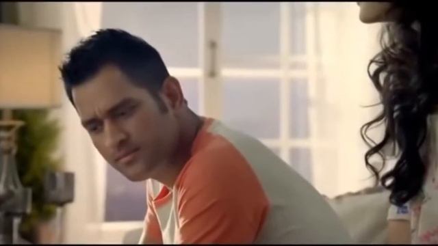 Anushka Sen with MS Dhoni smart Orient смотреть онлайн