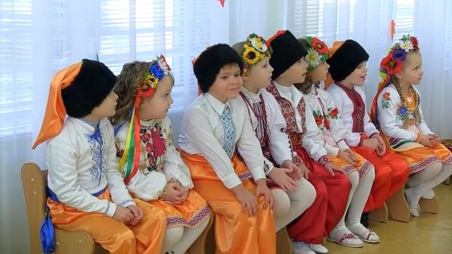 Веселые игры на Празднике Осени в детском саду смотреть онлайн
