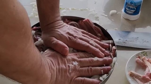 Быстрый шашлык из жены барана. смотреть онлайн