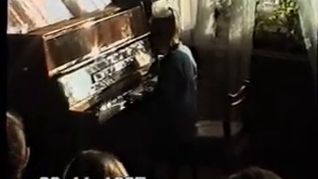 Olga playing the piano, concerts, 1997-1998 смотреть онлайн