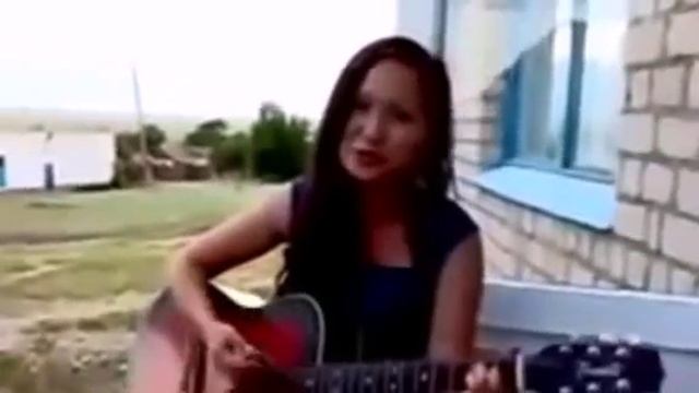 Очень красиво поет песню-солнышко - ты мое ясное смотреть онлайн