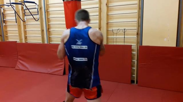 Muay Thai. Работа на мешке в "БУЛАТ" (РОССИЯ) смотреть онлайн
