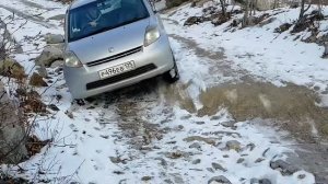 Легковушка по бездорожью (Toyota Passo). Гора брат. Часть 1.