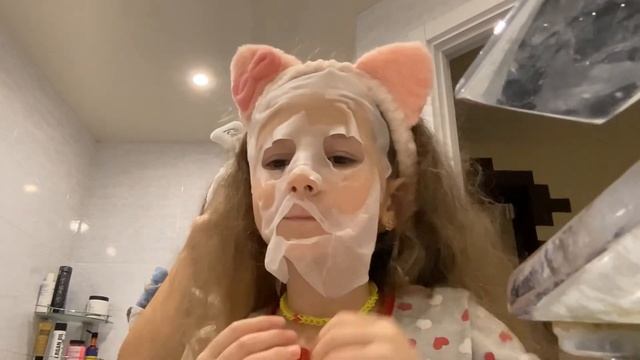 Делаем маски с моей любимкой? смотреть онлайн