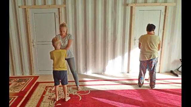 2016 08 Иссык Куль. Детская самооборона. Высвобождение от захвата кистей через перекрестие рук смотреть онлайн