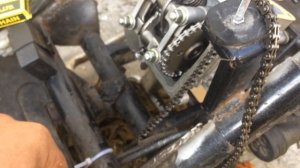 GY6 139 скутер,замена цепи грм без лишней разборки, распресовщиком.
